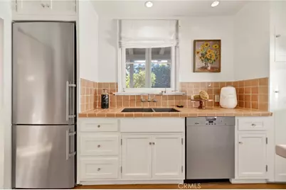 557 S Berkeley, San Marino, CA 91108 - Photo 15