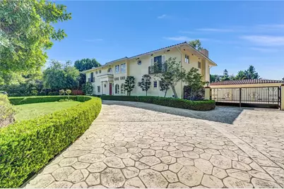 2290 Lombardy, San Marino, CA 91108 - Photo 3