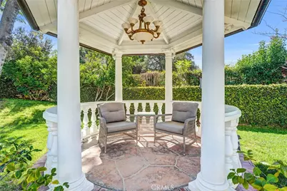 2290 Lombardy, San Marino, CA 91108 - Photo 43