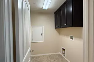 7435 Silver Saddle Ct, Eastvale, CA 92880 - Photo 9