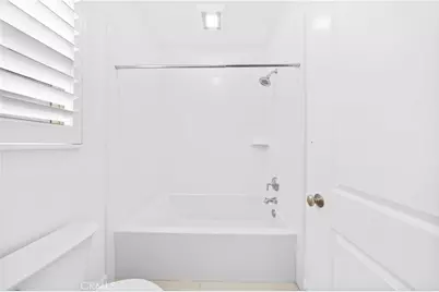 230 Shelbourne, Irvine, CA 92620 - Photo 25