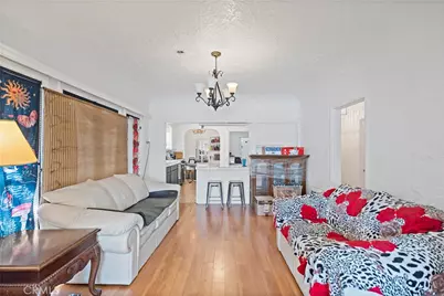 1637 W 37th Street, Los Angeles, CA 90018 - Photo 9