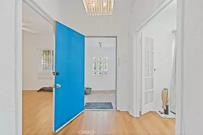 1637 W 37th Street, Los Angeles, CA 90018 - Photo 29