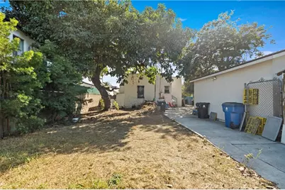 1637 W 37th Street, Los Angeles, CA 90018 - Photo 33
