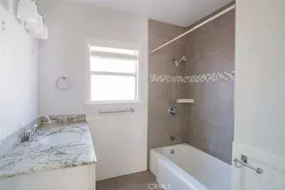 2811 Dell Avenue, Venice, CA 90291 - Photo 13
