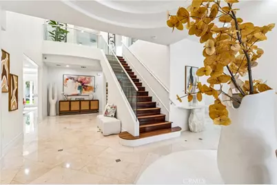 801 S Michillinda, Pasadena, CA 91107 - Photo 5