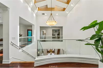 801 S Michillinda, Pasadena, CA 91107 - Photo 21