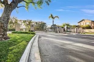 385 Owls Cove Ln, Simi Valley, CA 93065 - Photo 35