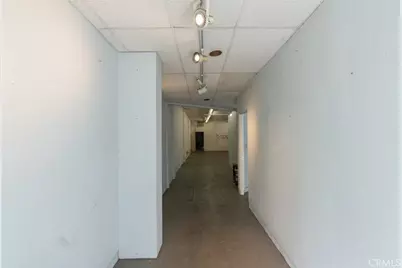 414 6th St, San Pedro, CA 90731 - Photo 3