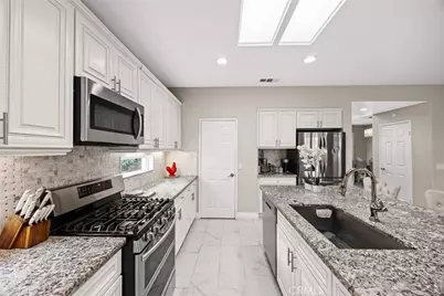 125 E Saint Andrews, Ontario, CA 91761 - Photo 15