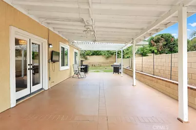 125 E Saint Andrews, Ontario, CA 91761 - Photo 35