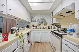 911 New Depot St, Los Angeles, CA 90012 - Photo 13