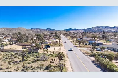 7411 Joshua Ln, Yucca Valley, CA 92284 - Photo 33