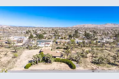 7411 Joshua Ln, Yucca Valley, CA 92284 - Photo 31