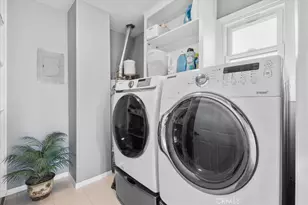 2116 S Cloverdale, Los Angeles, CA 90016 - Photo 27