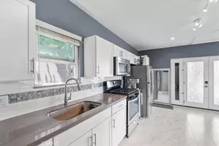 2116 S Cloverdale, Los Angeles, CA 90016 - Photo 39