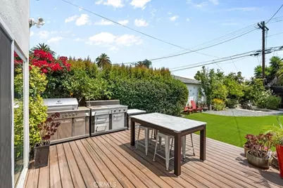 2116 S Cloverdale, Los Angeles, CA 90016 - Photo 45