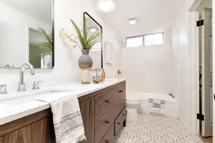 19844 Hemmingway St, Winnetka, CA 91306 - Photo 13