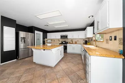 14395 Quail Court, Fontana, CA 92336 - Photo 15