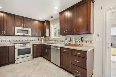 10155 Norwick Street, Rancho Cucamonga, CA 91730 - Photo 13