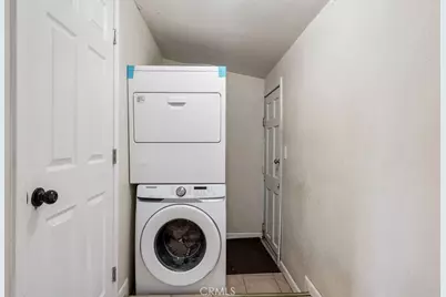 672 E 112th Street, Los Angeles, CA 90059 - Photo 19