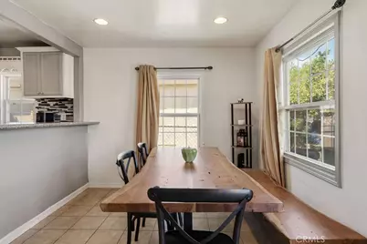 672 E 112th Street, Los Angeles, CA 90059 - Photo 3