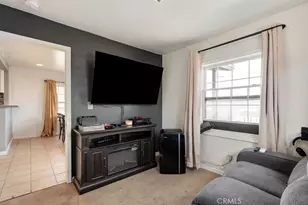 672 E 112th St, Los Angeles, CA 90059 - Photo 11