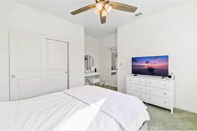 16746 Stags Leap, Fontana, CA 92336 - Photo 19