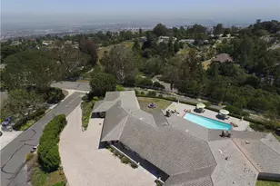 2 Bowie Rd, Rolling Hills, CA 90274 - Photo 39