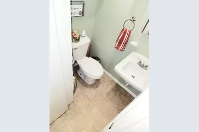 45428 13th, Lancaster, CA 93534 - Photo 11