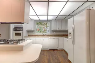 8536 Kern Canyon Road, Bakersfield, CA 93306 - Photo 11