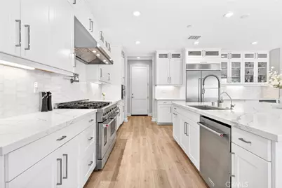 27576 S Hillstone, San Pedro, CA 90732 - Photo 9