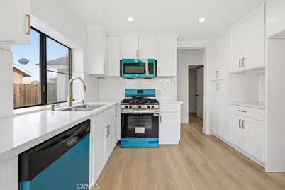 647 E Jenner Street, Lancaster, CA 93535 - Photo 9