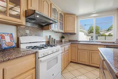 8541 Duarte Road, San Gabriel, CA 91775 - Photo 15