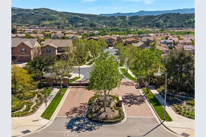 22588 Lamplight, Saugus, CA 91350 - Photo 41