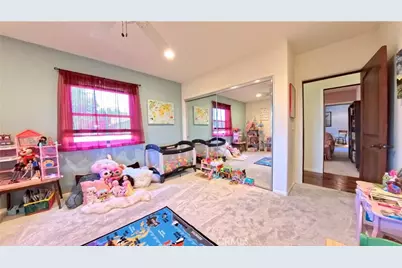 633 Sunnyhill Drive, Los Angeles, CA 90065 - Photo 15