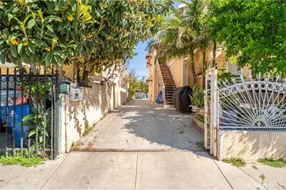 5335 Carlin, Los Angeles, CA 90016 - Photo 3