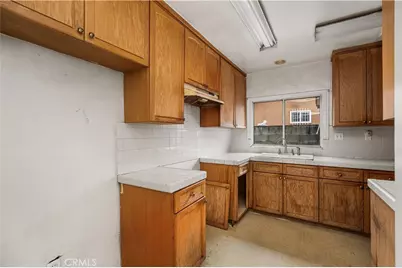 2514 Exposition, Los Angeles, CA 90018 - Photo 15