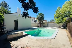 266 N Wilson Ave, Pasadena, CA 91106 - Photo 17