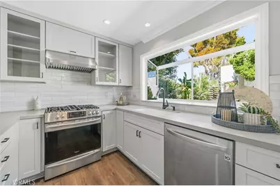 2214 Vista Hogar, Newport Beach, CA 92660 - Photo 11