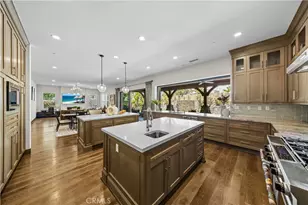 127 Cruiser, Irvine, CA 92618 - Photo 13