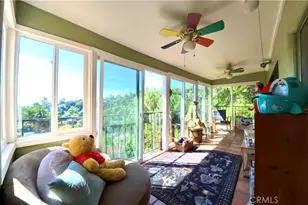 641 Sunnyhill Dr, Los Angeles, CA 90065 - Photo 9