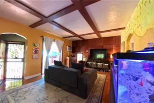 641 Sunnyhill Dr, Los Angeles, CA 90065 - Photo 3