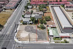 8464 Cypress Ave, Fontana, CA 92335 - Photo 11