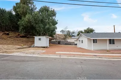 501 B, Needles, CA 92363 - Photo 3