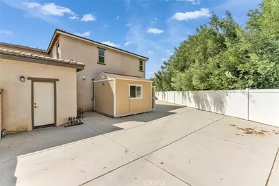 2675 Half Dome Ct, Jurupa, CA 92509 - Photo 7