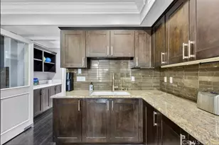 155 Cordova St, Pasadena, CA 91105 - Photo 15