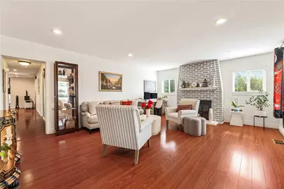 2389 Mayfield Avenue, Montrose, CA 91020 - Photo 3