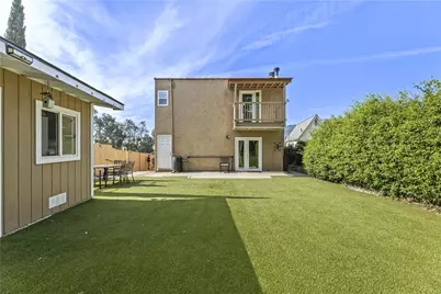 2389 Mayfield Avenue, Montrose, CA 91020 - Photo 27