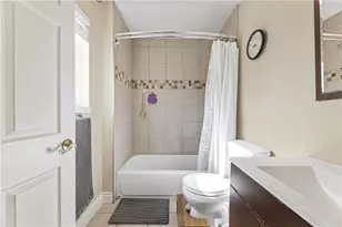 2389 Mayfield Ave, Montrose, CA 91020 - Photo 23